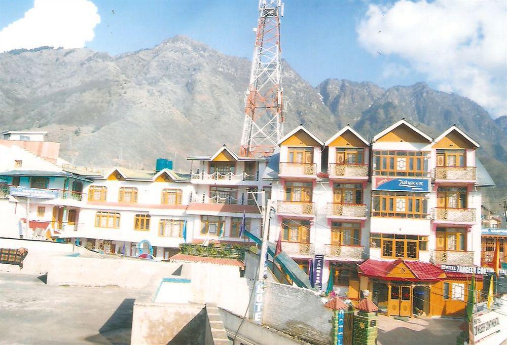 Hotel Zahgeer Continental - Srinagar Exterior photo